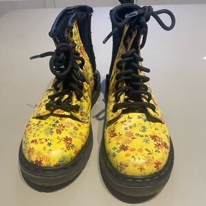 Dr. Martens Kids Yellow Floral Lace Up Boots